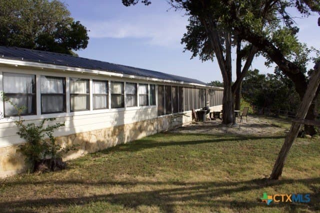 175.61 acres in Bandera County - photo 4