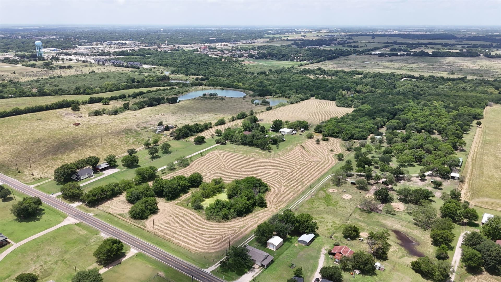 36.07 acres in Ellis County - photo 29