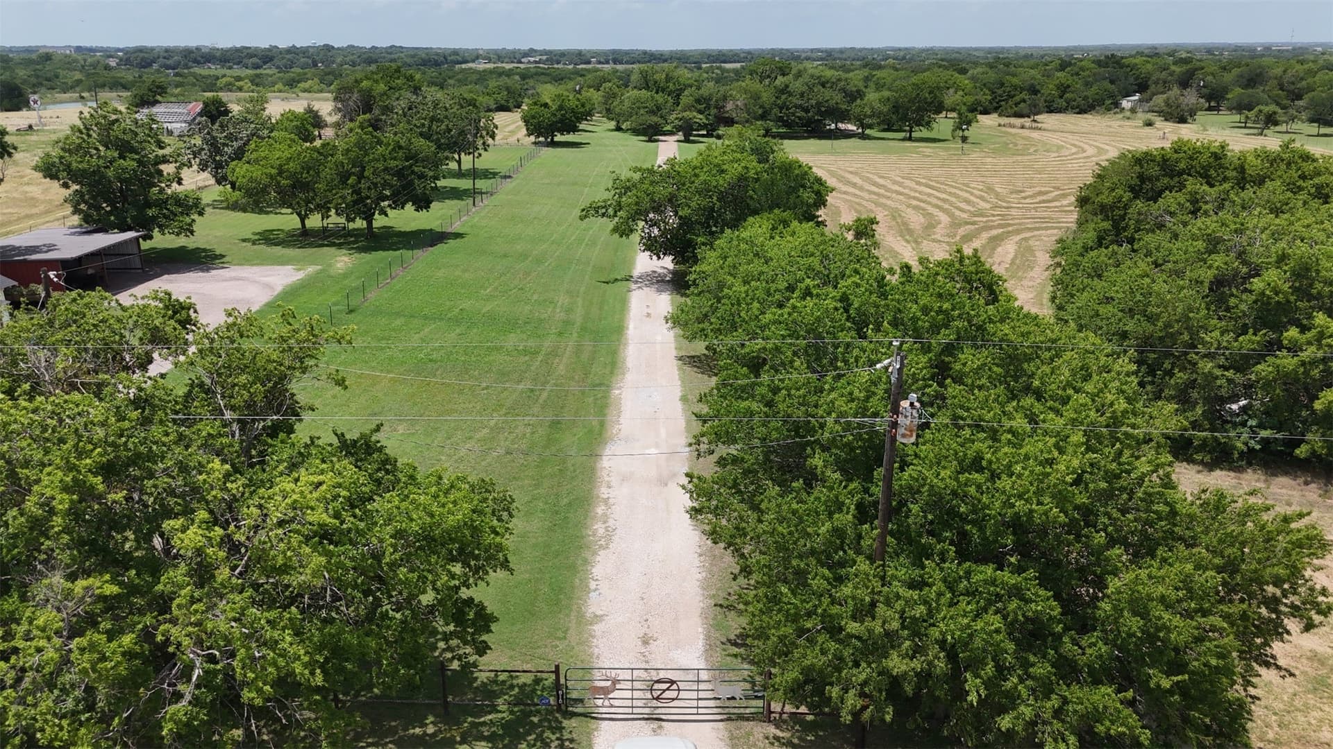 36.07 acres in Ellis County - photo 25