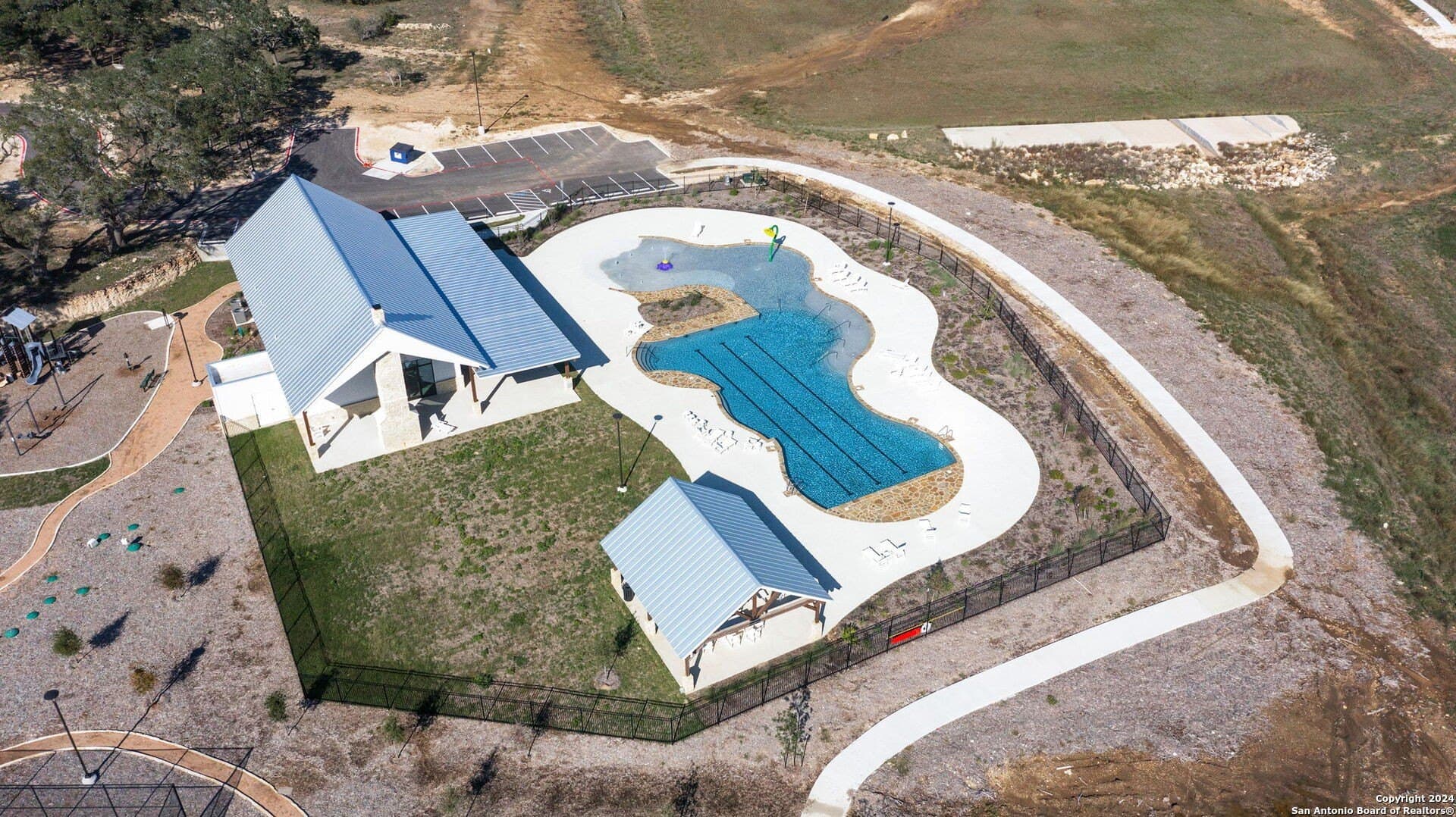 1.21 acres in Comal County - photo 8