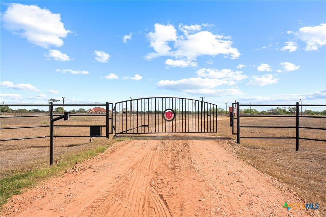36.65 acres in Victoria County - photo 43