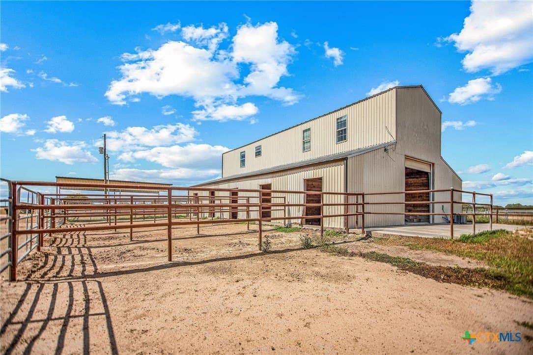 36.65 acres in Victoria County - photo 42