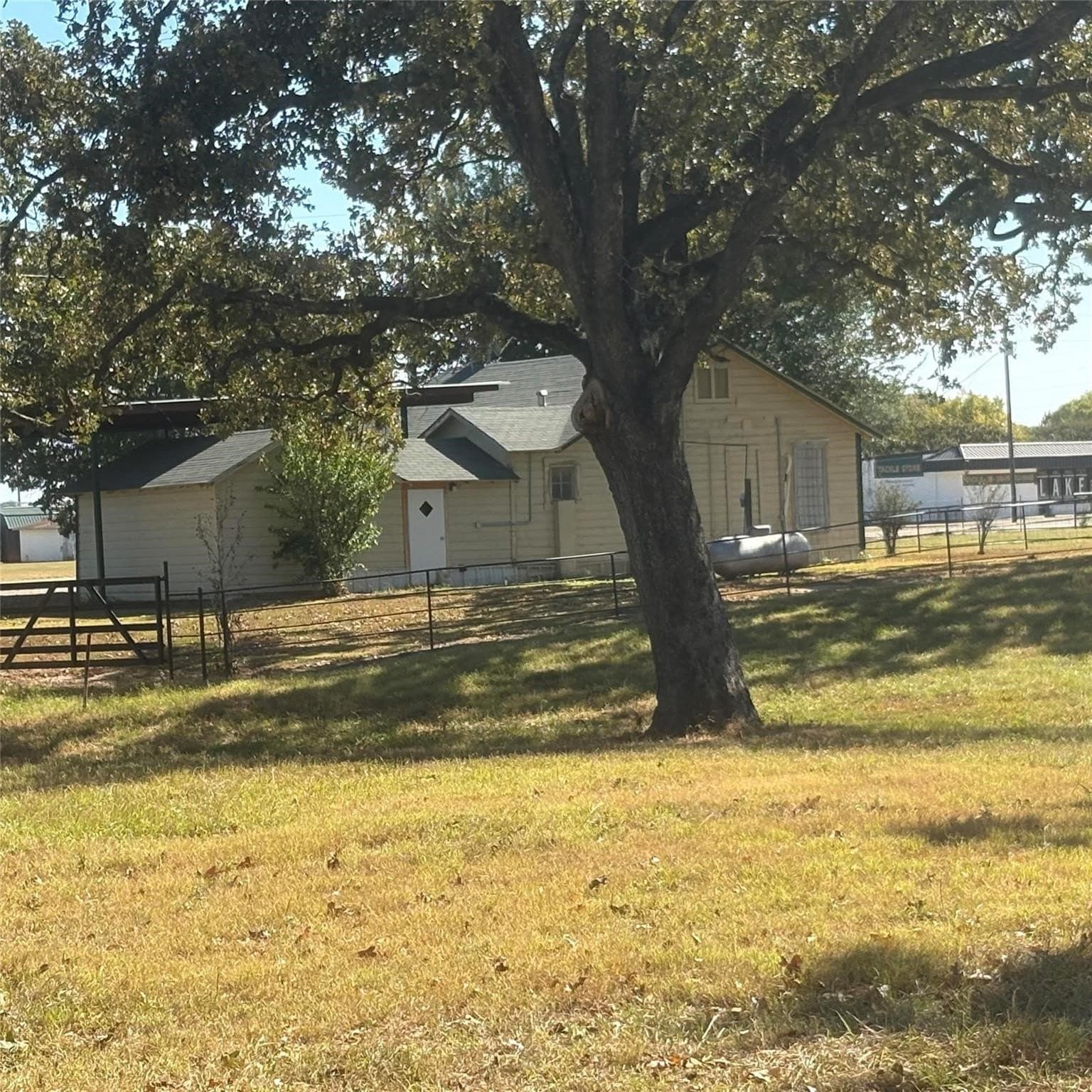 10.68 acres in Wood County - photo 35