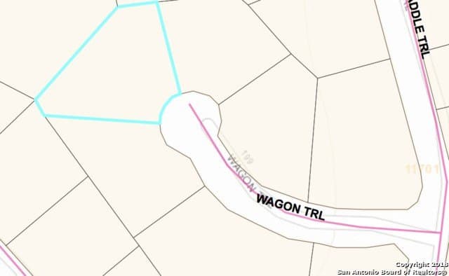 0.77 acres in Bandera County gallery image 3