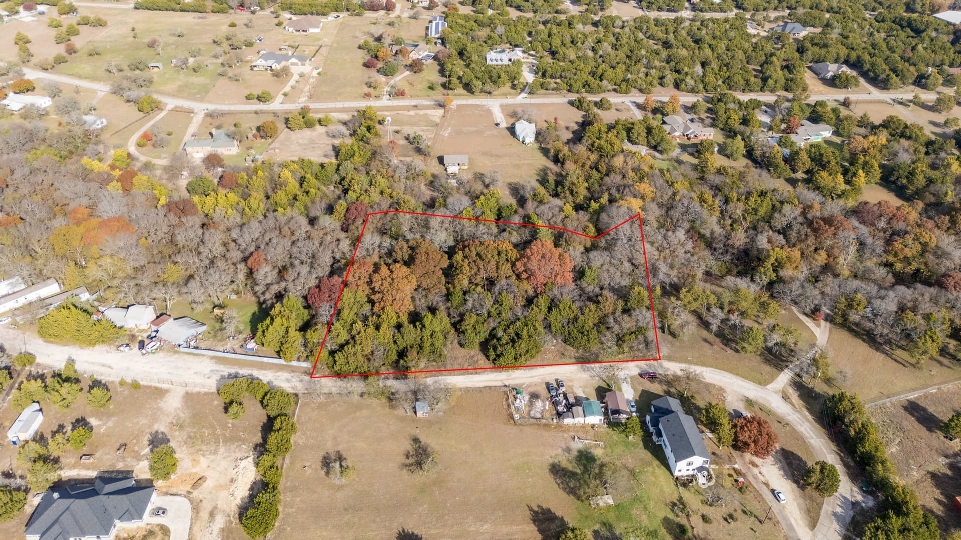1.75 acres in Dallas County gallery image 3