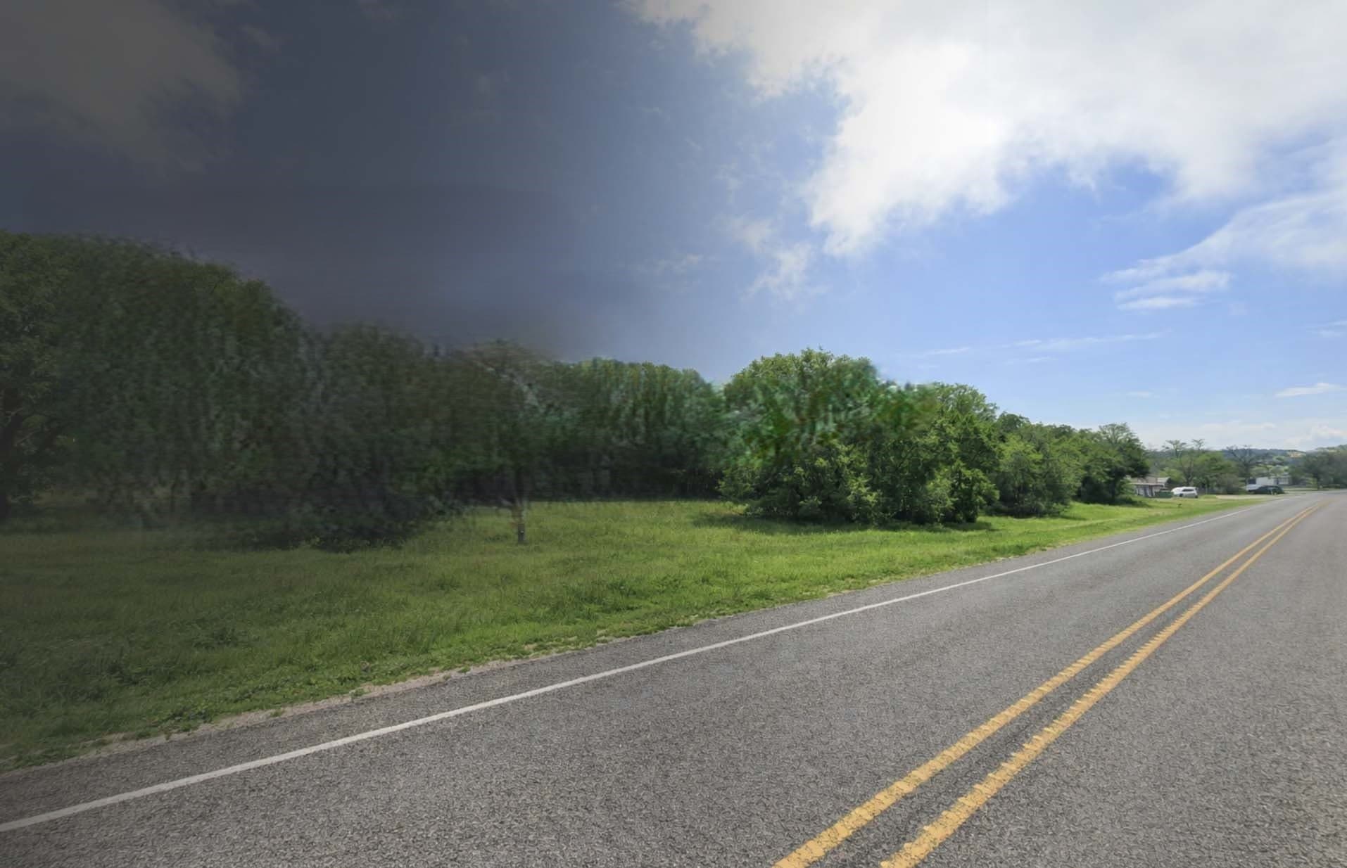 0.04 acres in Hood County gallery image 4