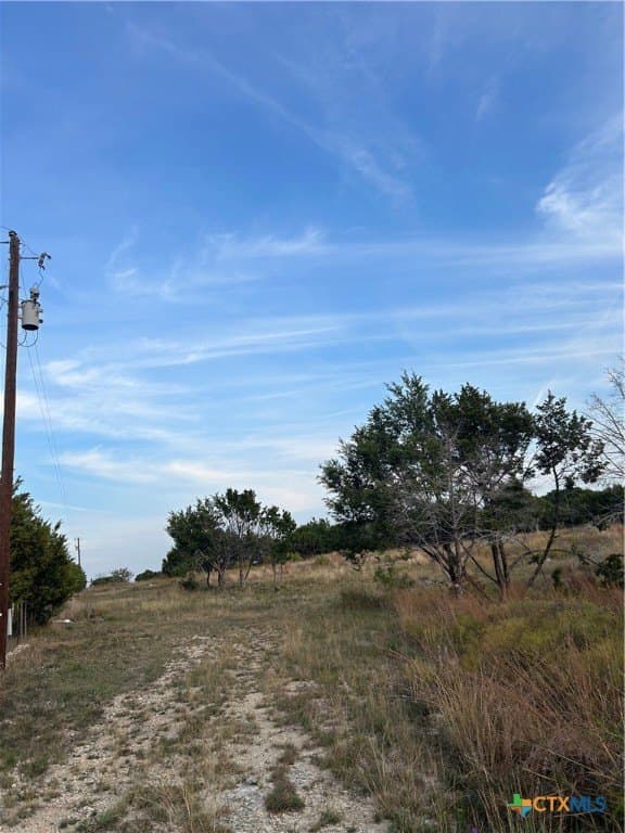1.79 acres in Lampasas County