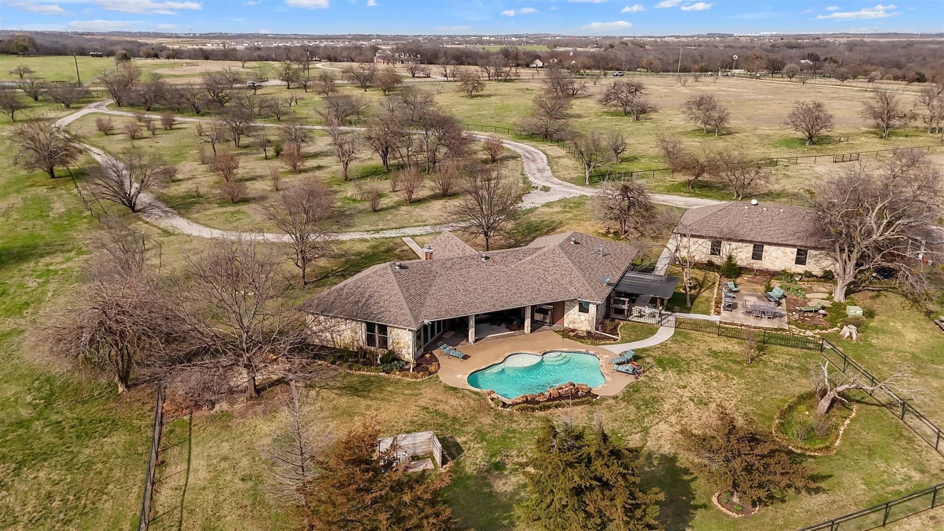 40 acres in Denton County - photo 2