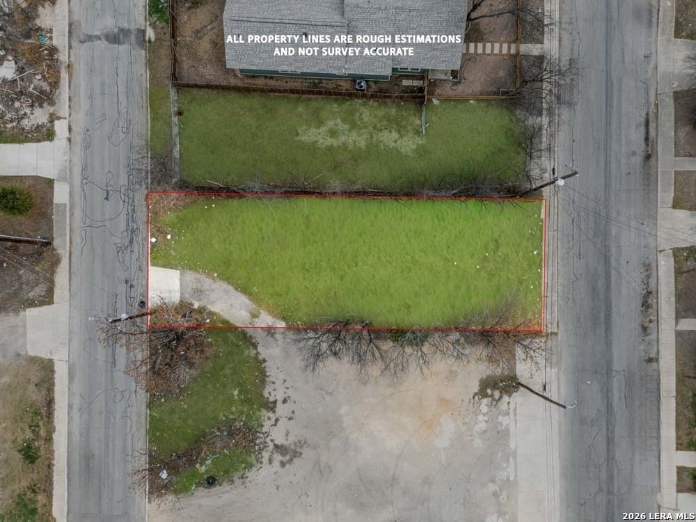 0.1 acres in Bexar County - photo 2