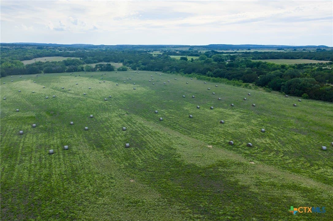 472 acres in Lampasas County - photo 21