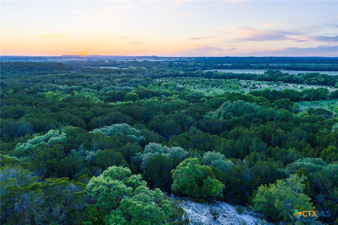 472 acres in Lampasas County - photo 9