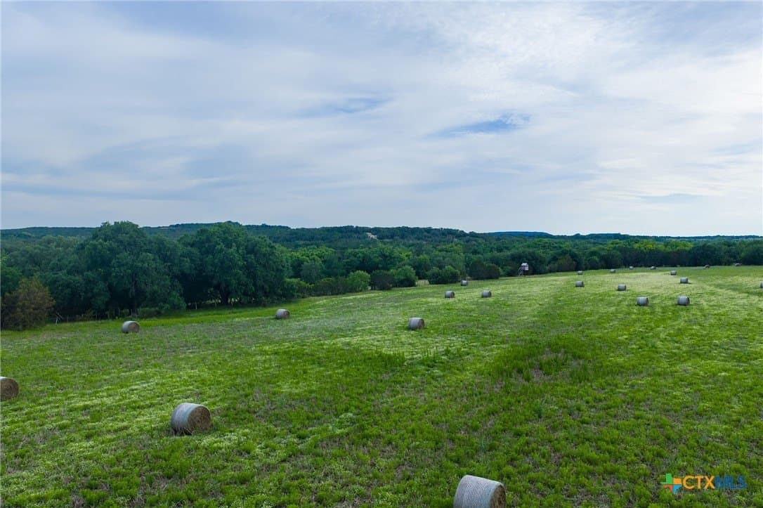 472 acres in Lampasas County - photo 23