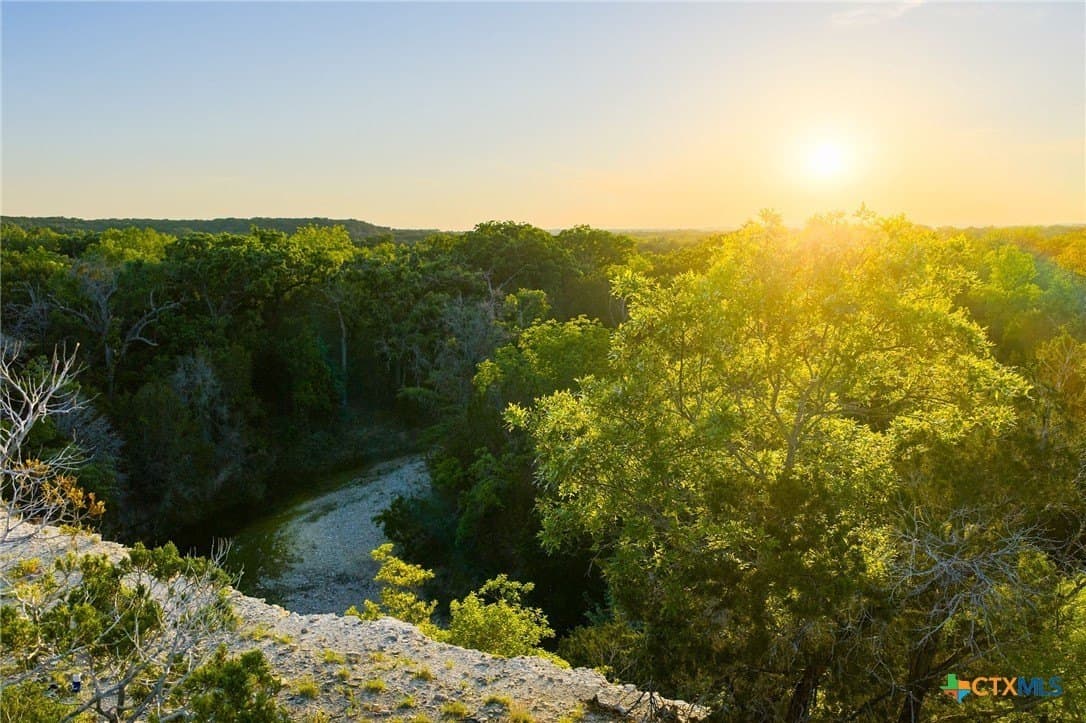 472 acres in Lampasas County featured view