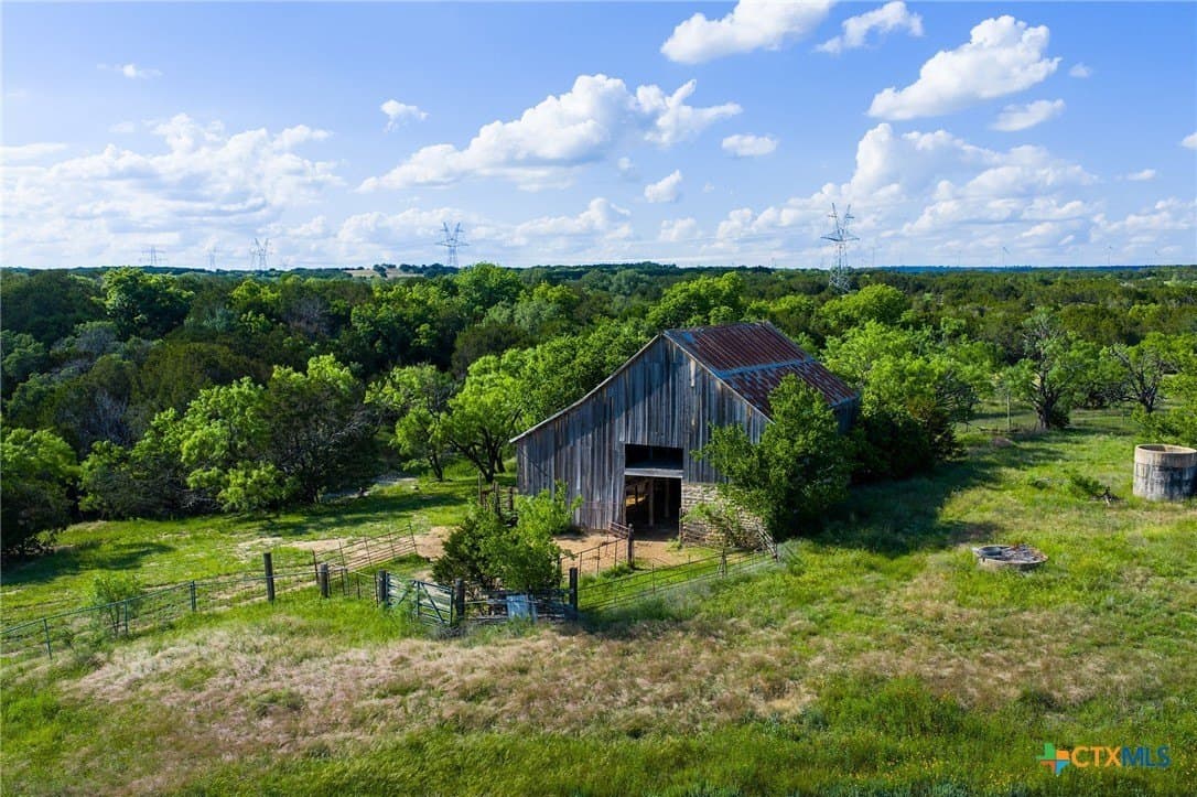 472 acres in Lampasas County - photo 26