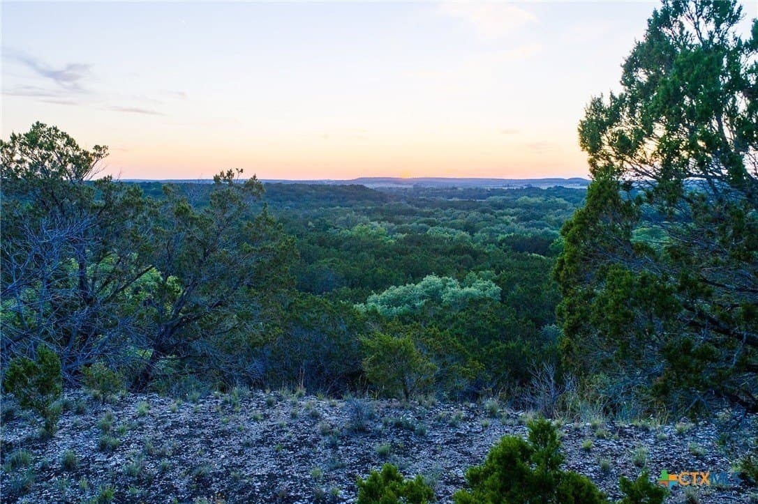 472 acres in Lampasas County - photo 11