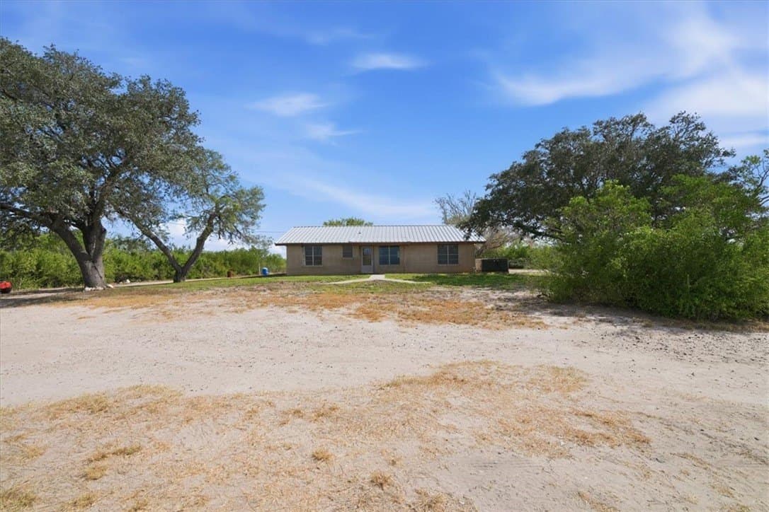 74,575 acres in Live Oak County - photo 4