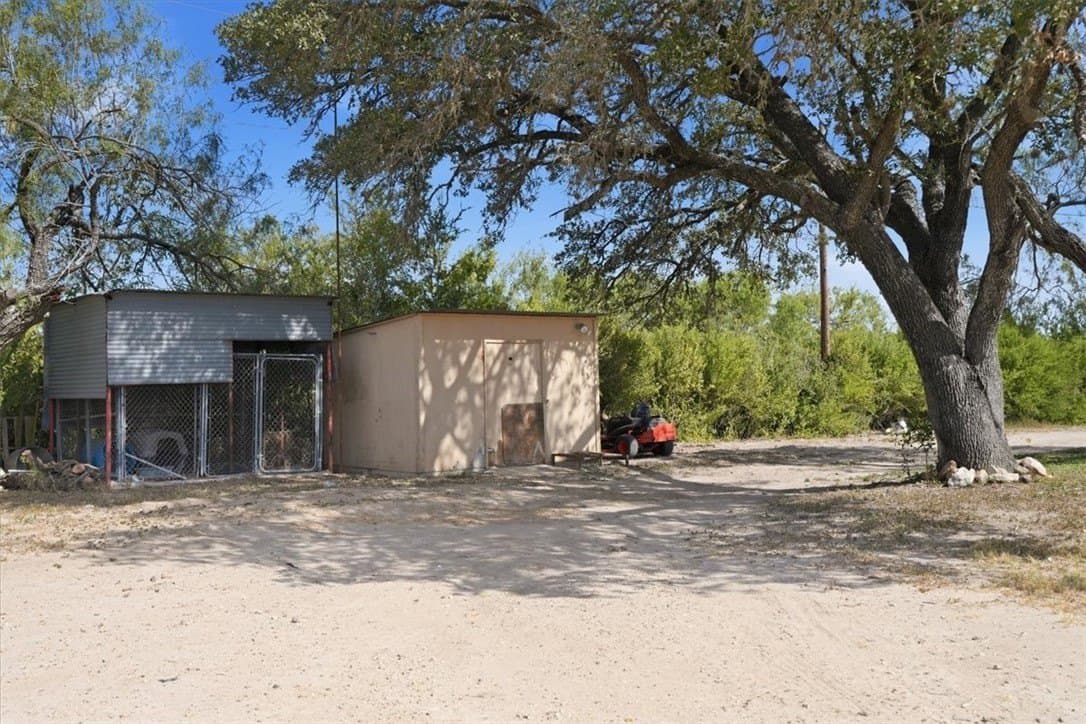 74,575 acres in Live Oak County - photo 32
