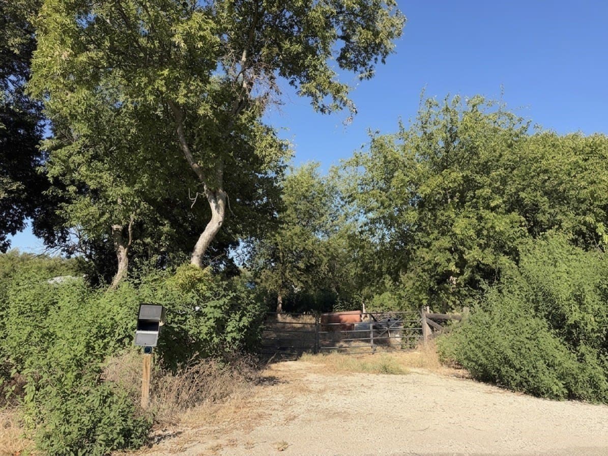 1.42 acres in Johnson County - photo 3