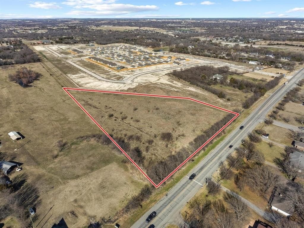 5.75 acres in Grayson County gallery image 2