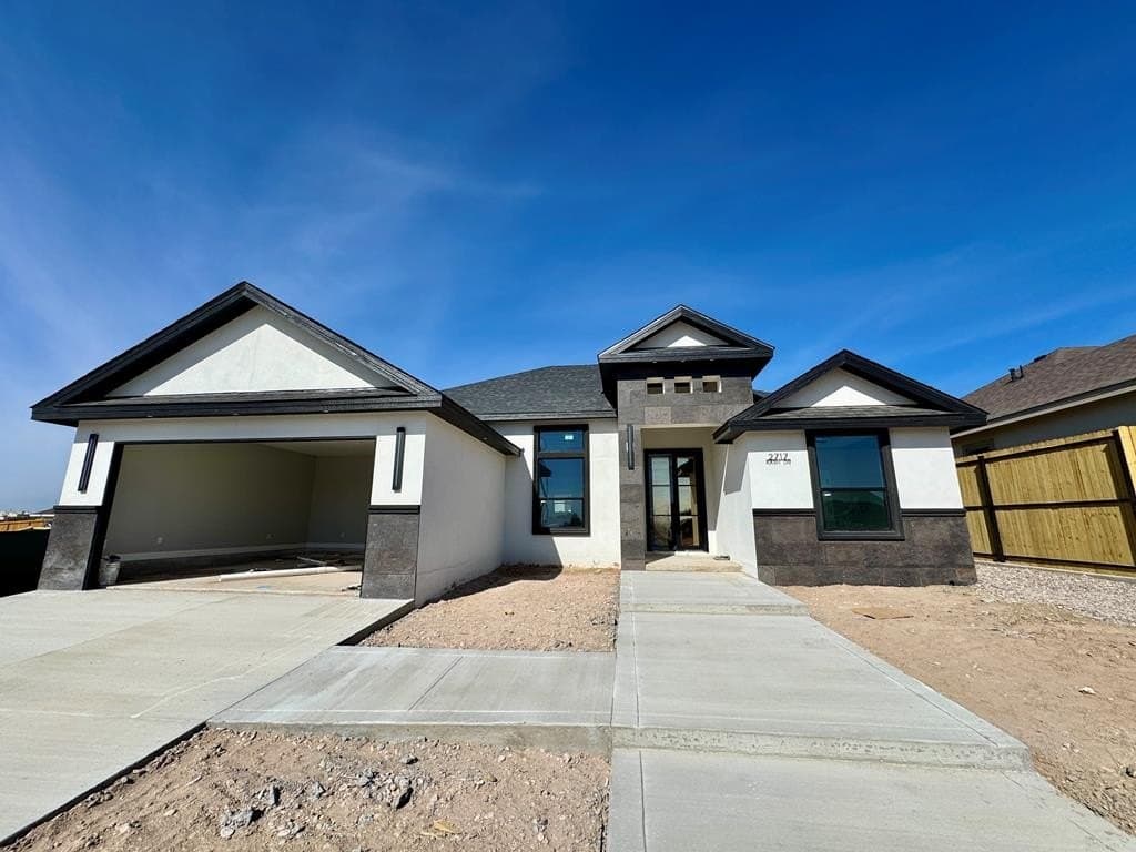 7,800 acres in Maverick County