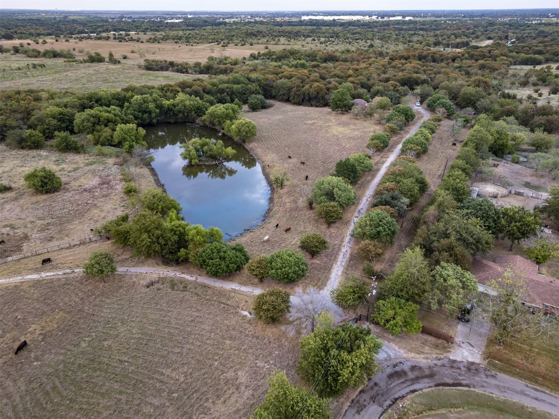 98.02 acres in Hunt County - photo 25