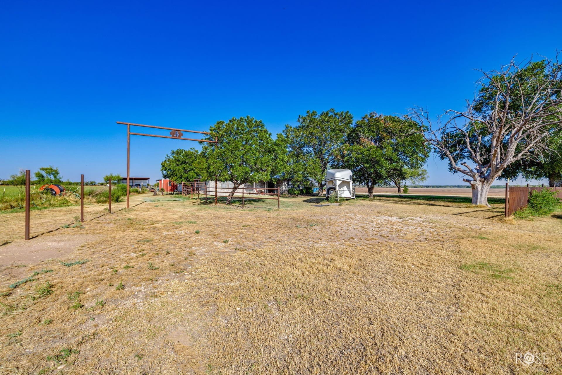 16 acres in Tom Green County - photo 3
