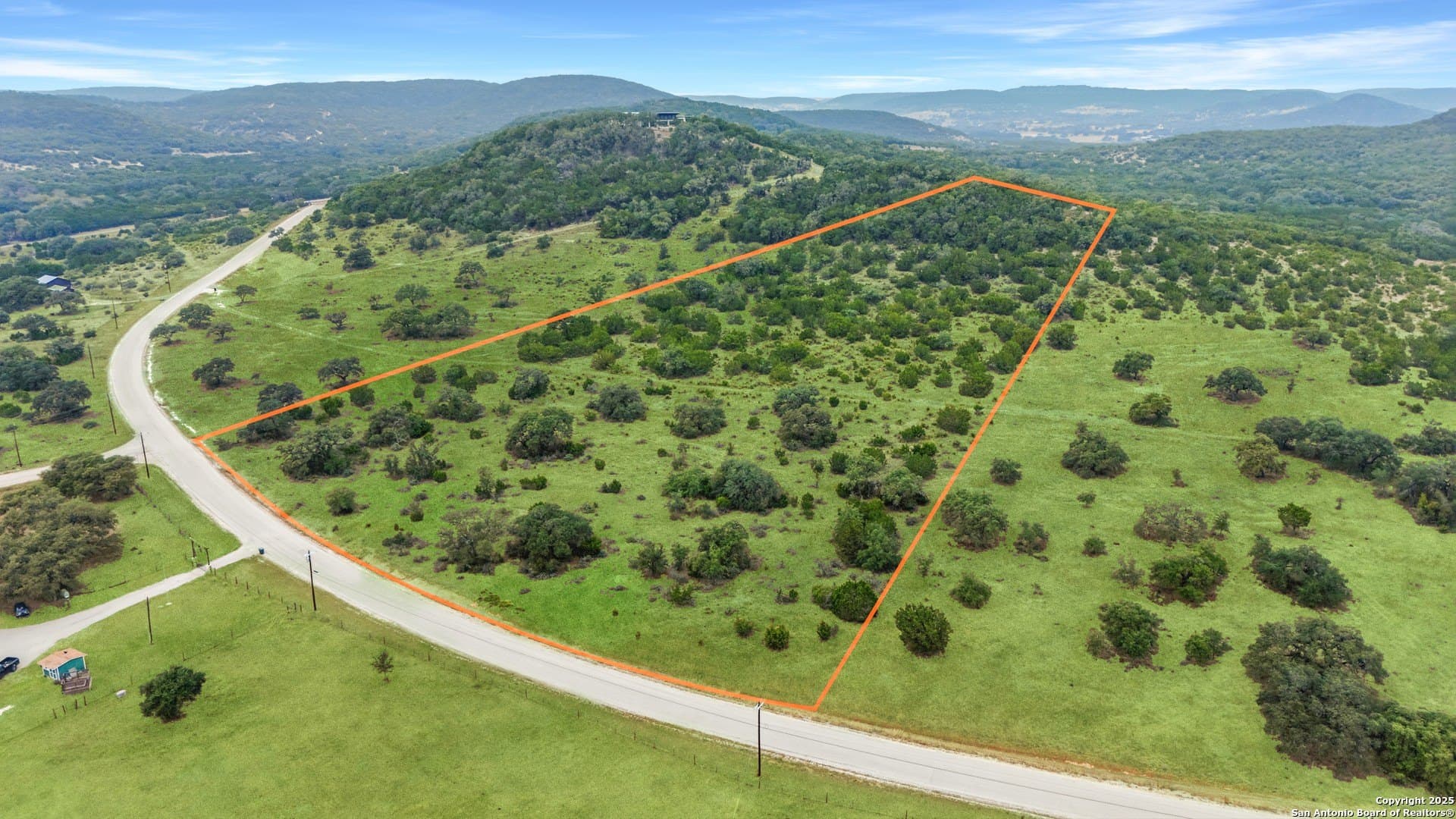 10.46 acres in Bandera County