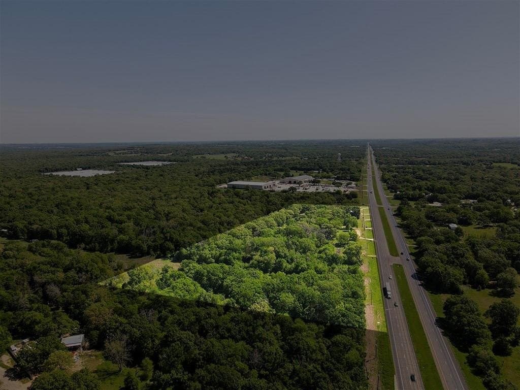 11.8 acres in Henderson County gallery image 4