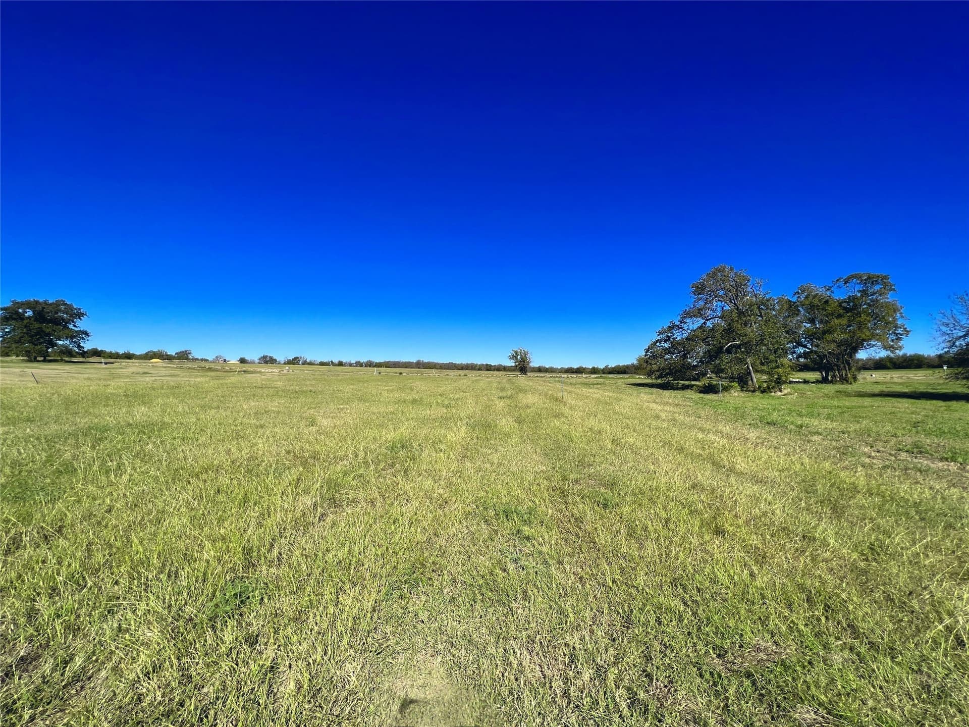 1.11 acres in Navarro County - photo 33