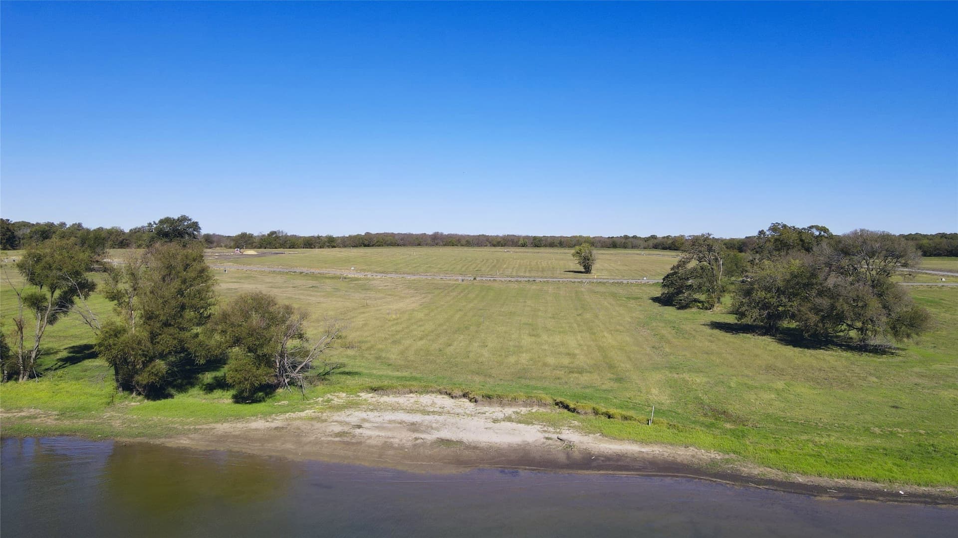 1.11 acres in Navarro County - photo 16