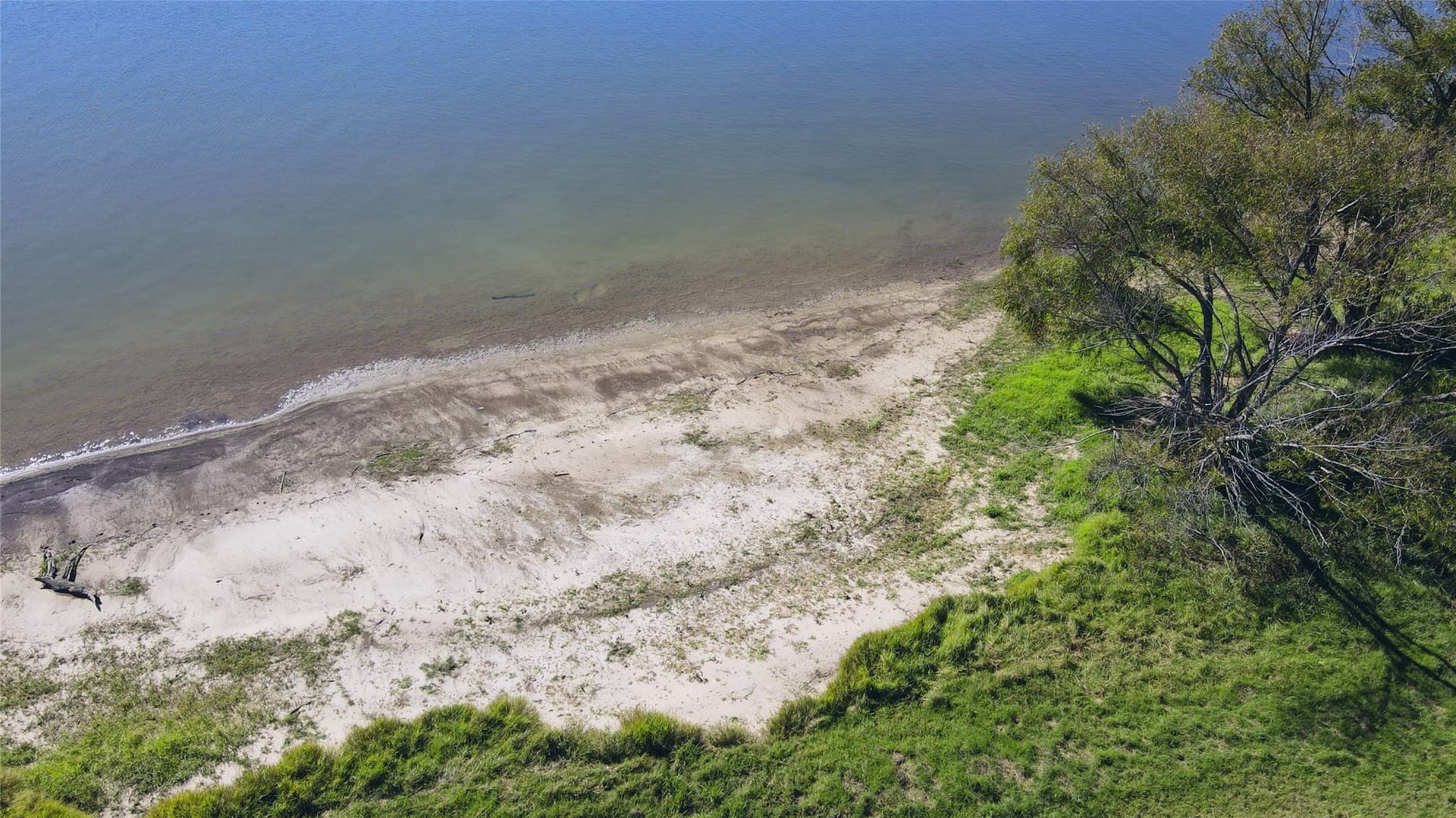 1.11 acres in Navarro County - photo 31