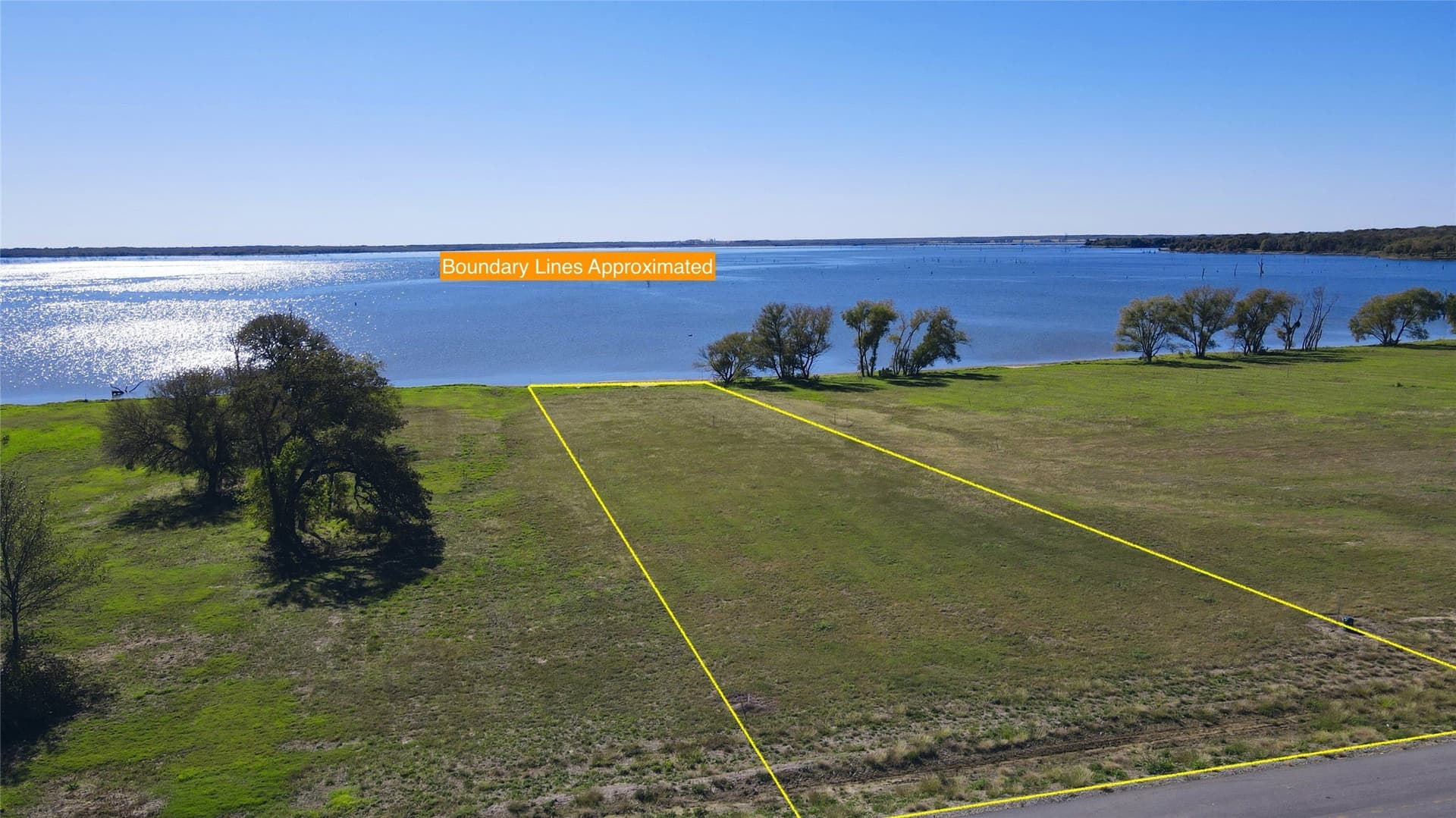 1.11 acres in Navarro County gallery image 4