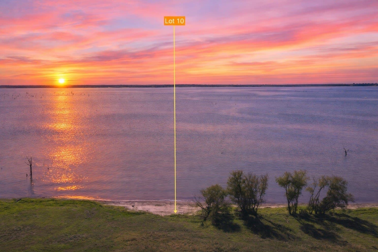 1.11 acres in Navarro County gallery image 3
