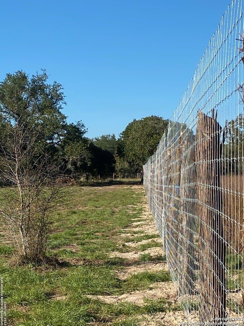 2.09 acres in Atascosa County - photo 3