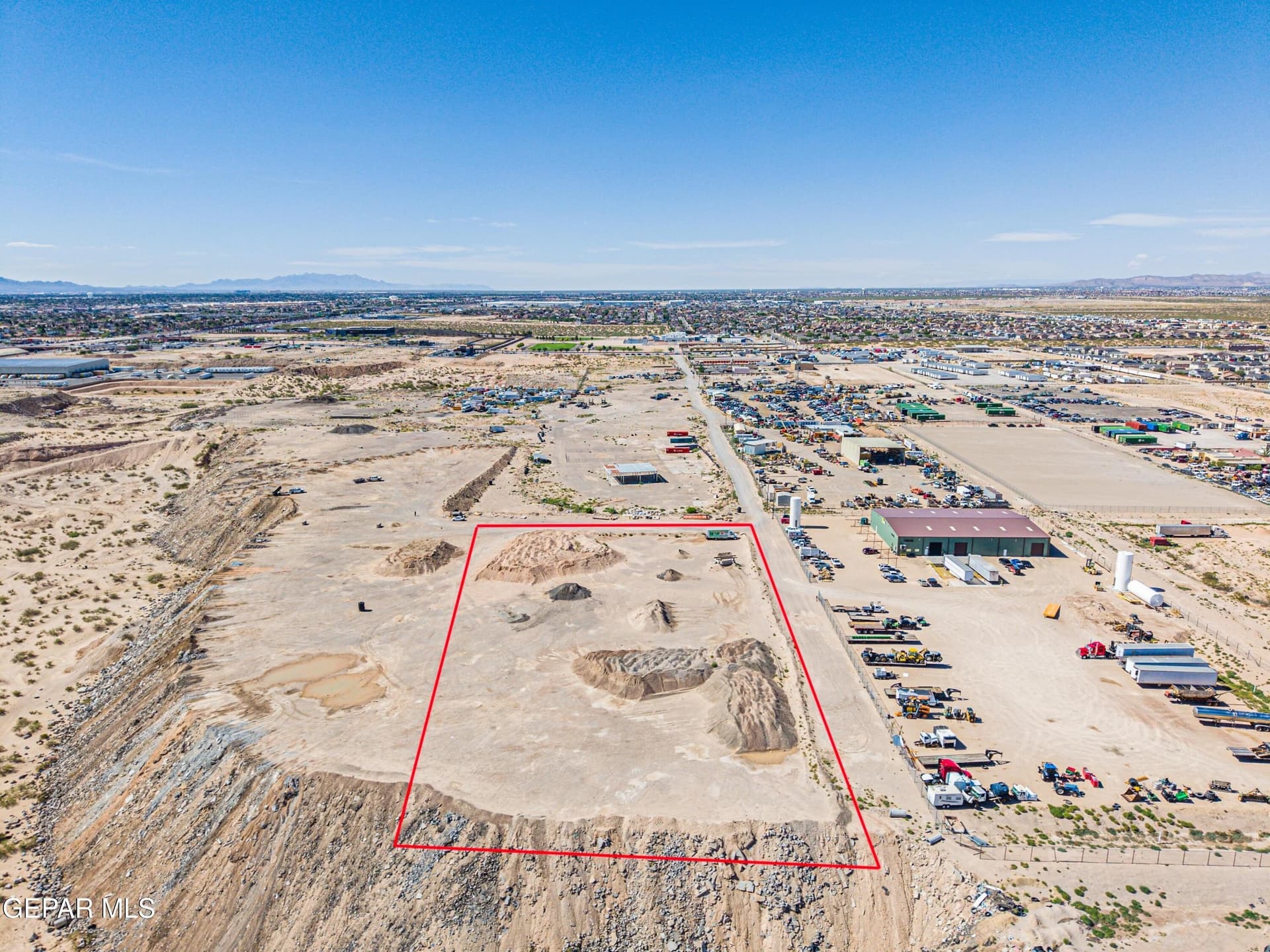 5 acres in El Paso County gallery image 3