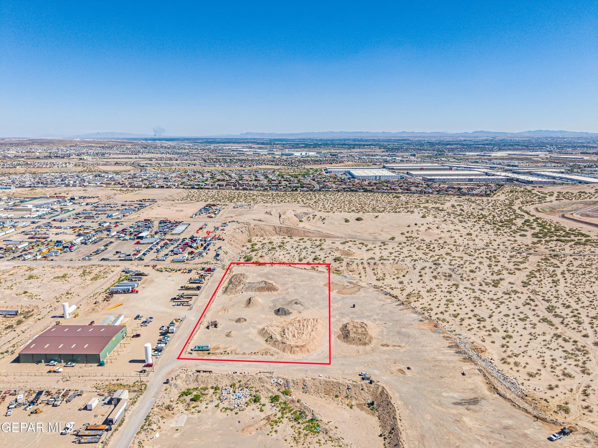 5 acres in El Paso County