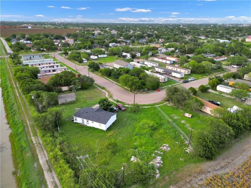 0.15 acres in Nueces County - photo 20