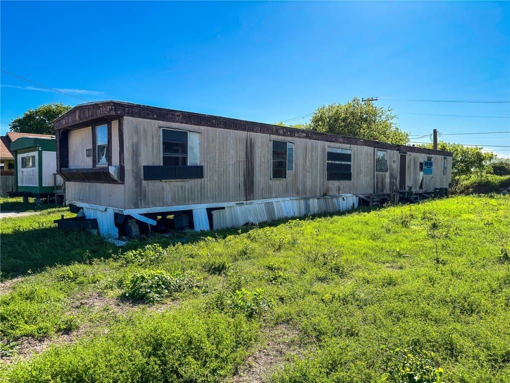 0.15 acres in Nueces County - photo 2