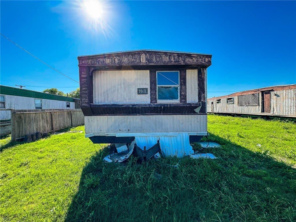 0.15 acres in Nueces County - photo 13