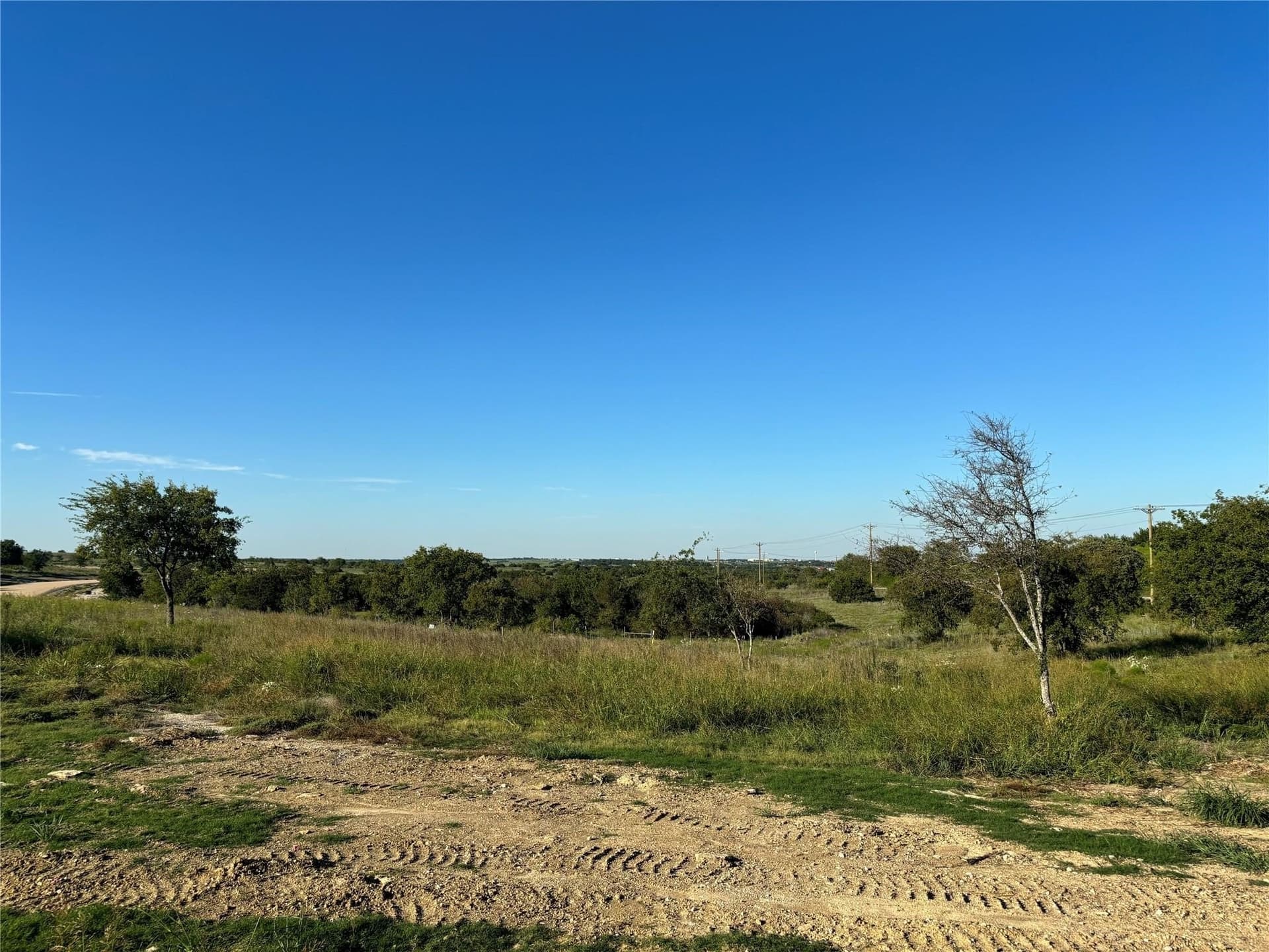 1.9 acres in Hood County