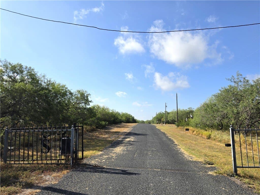 100,000 acres in Live Oak County - photo 3