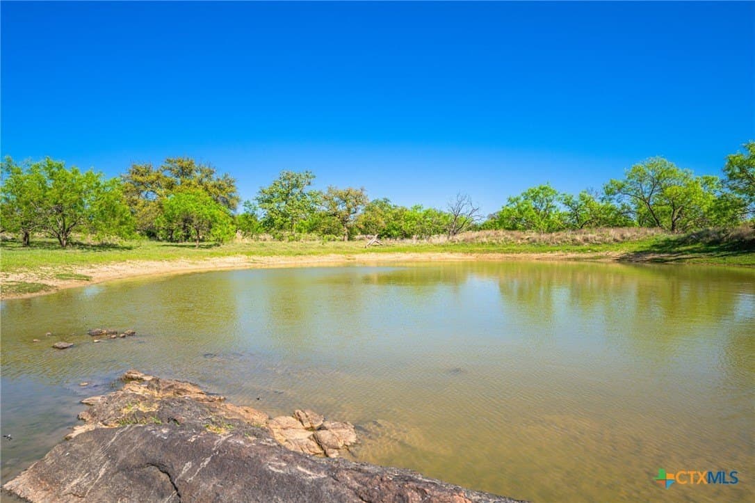 272 acres in Llano County gallery image 4