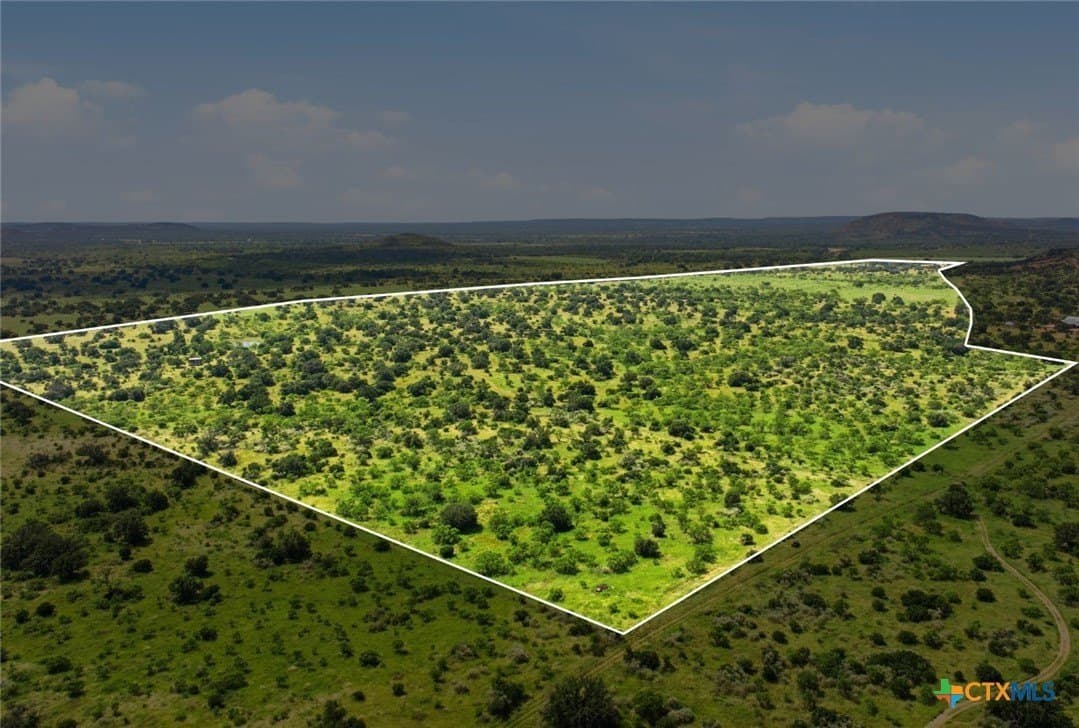 272 acres in Llano County - photo 8