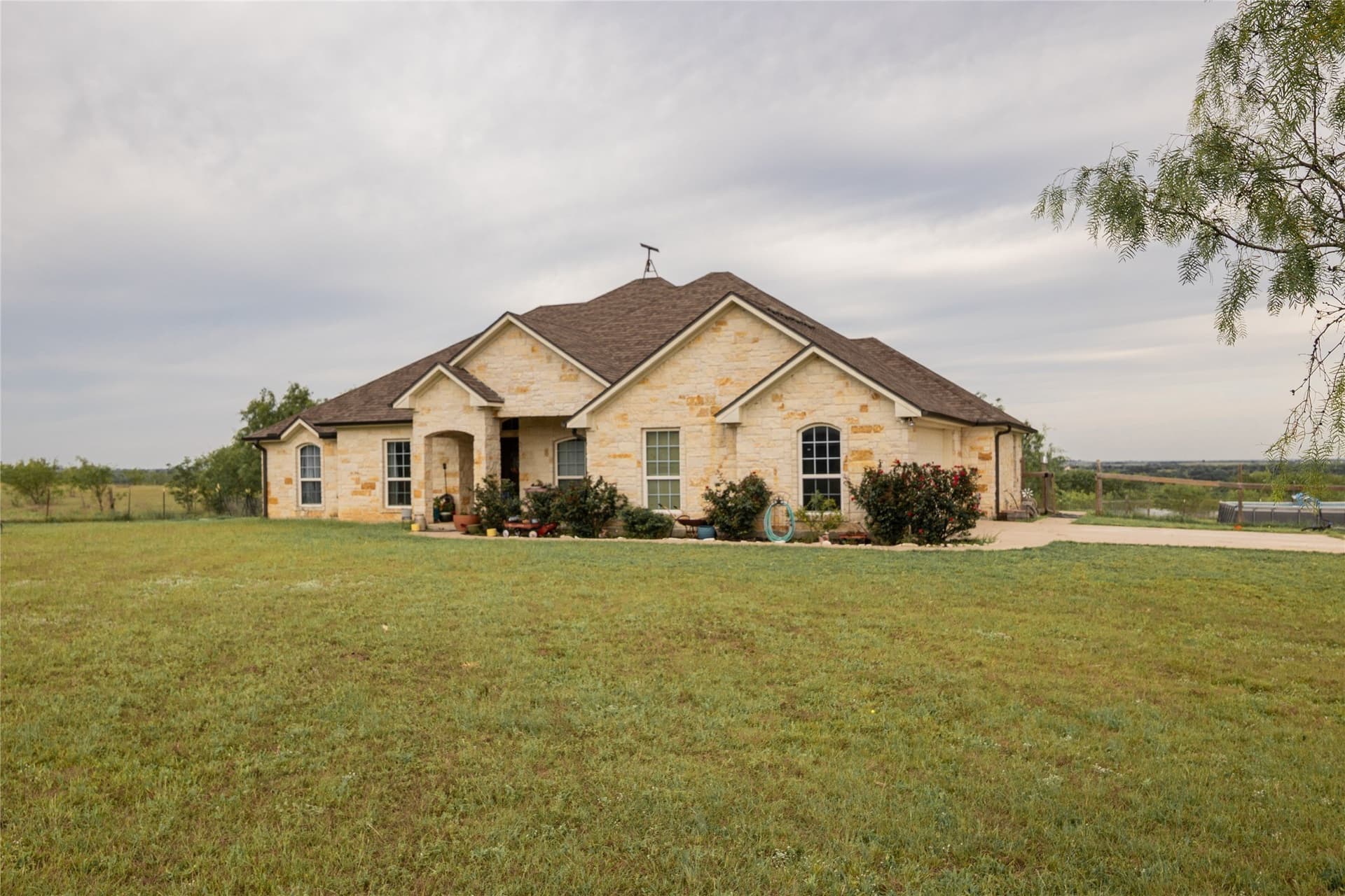 42 acres in Hill County gallery image 2