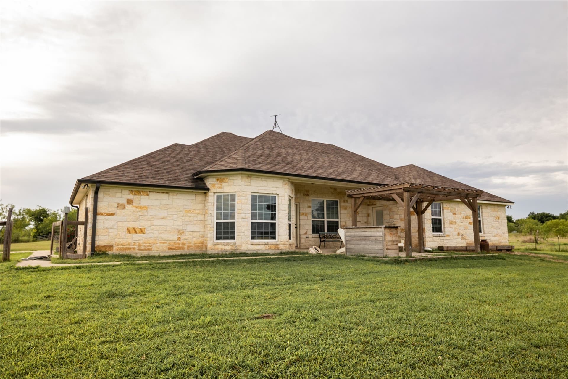 42 acres in Hill County - photo 6