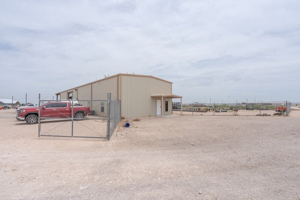 17.73 acres in Ward County - photo 18