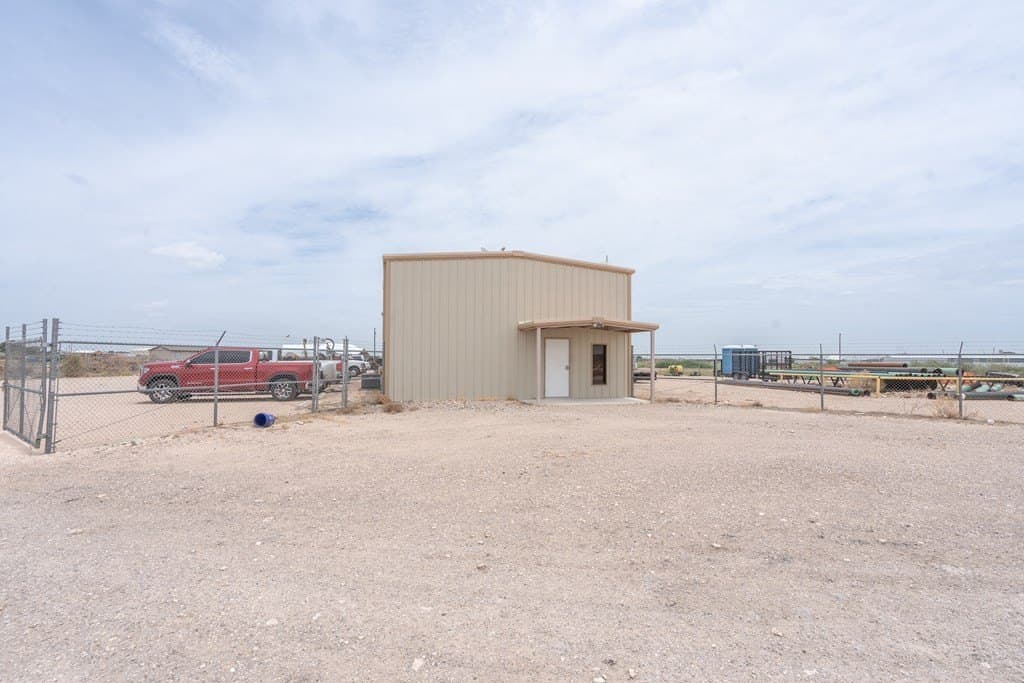 17.73 acres in Ward County - photo 17