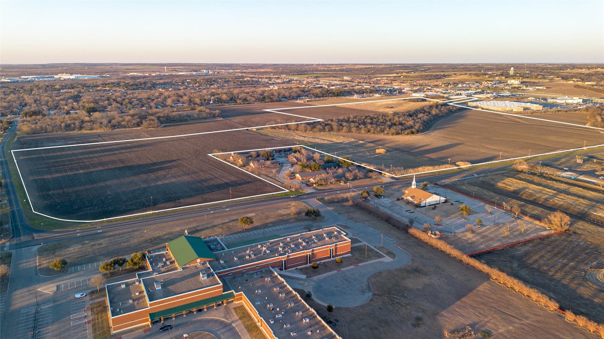 98.92 acres in Hill County featured view