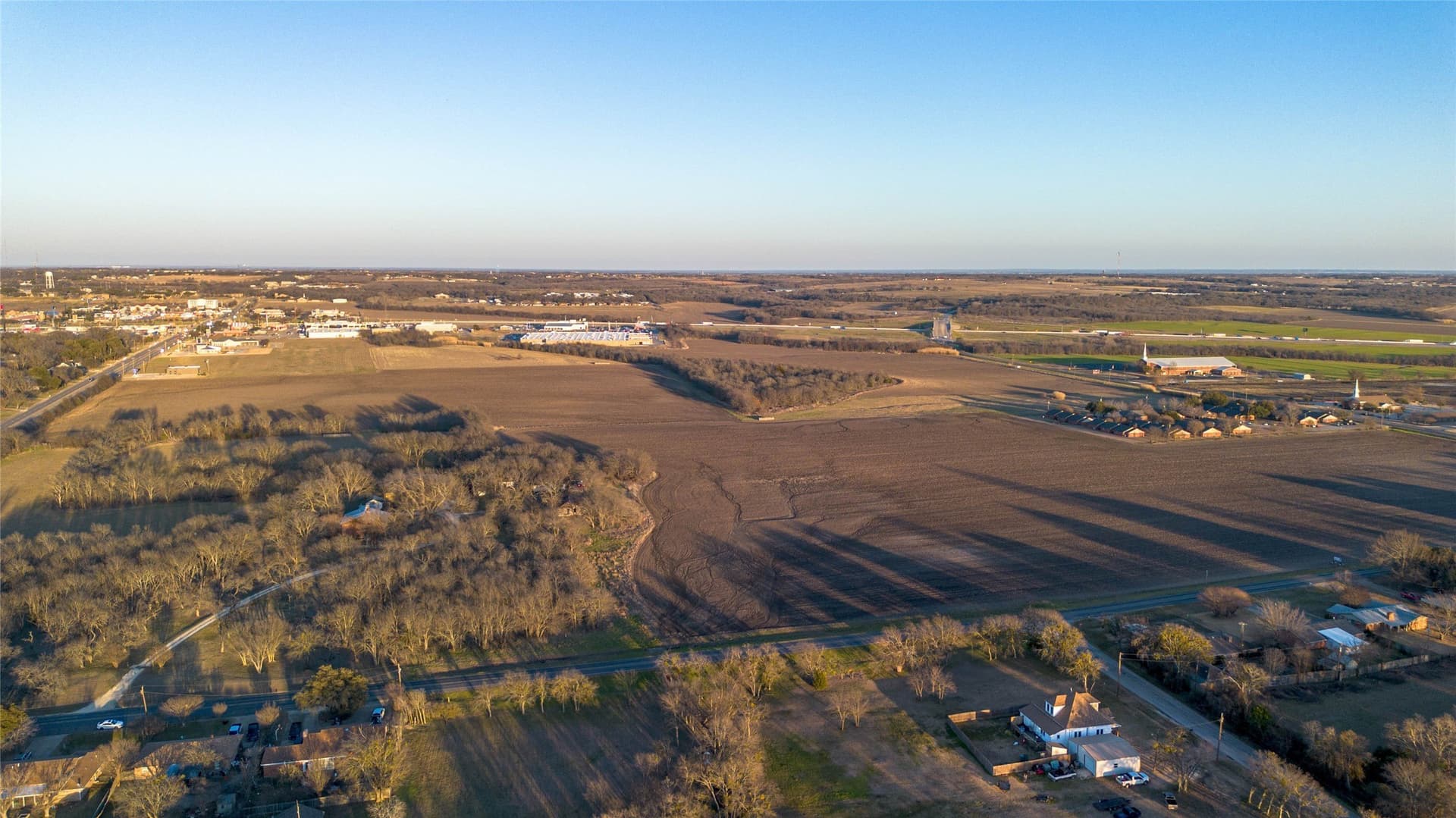 98.92 acres in Hill County - photo 9