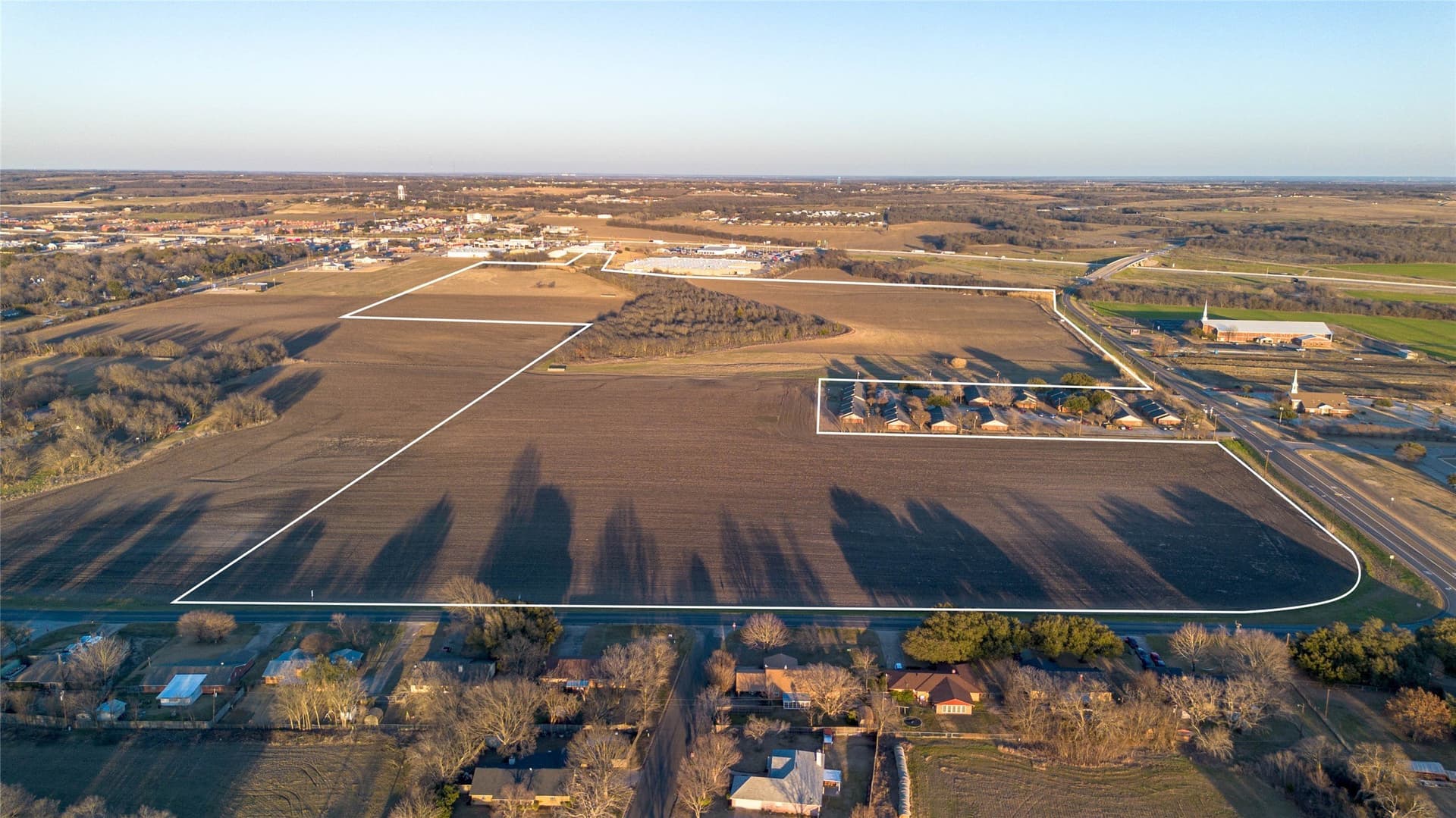 98.92 acres in Hill County - photo 8
